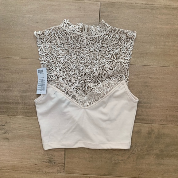 Tela Ivory Crop Top - Picture 2 of 2